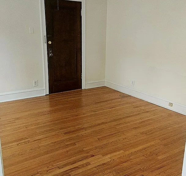 2454 N Kilpatrick Ave #1A — Photo 3