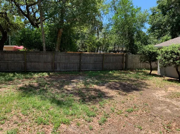 527 Hill St, Eustis, FL 32726