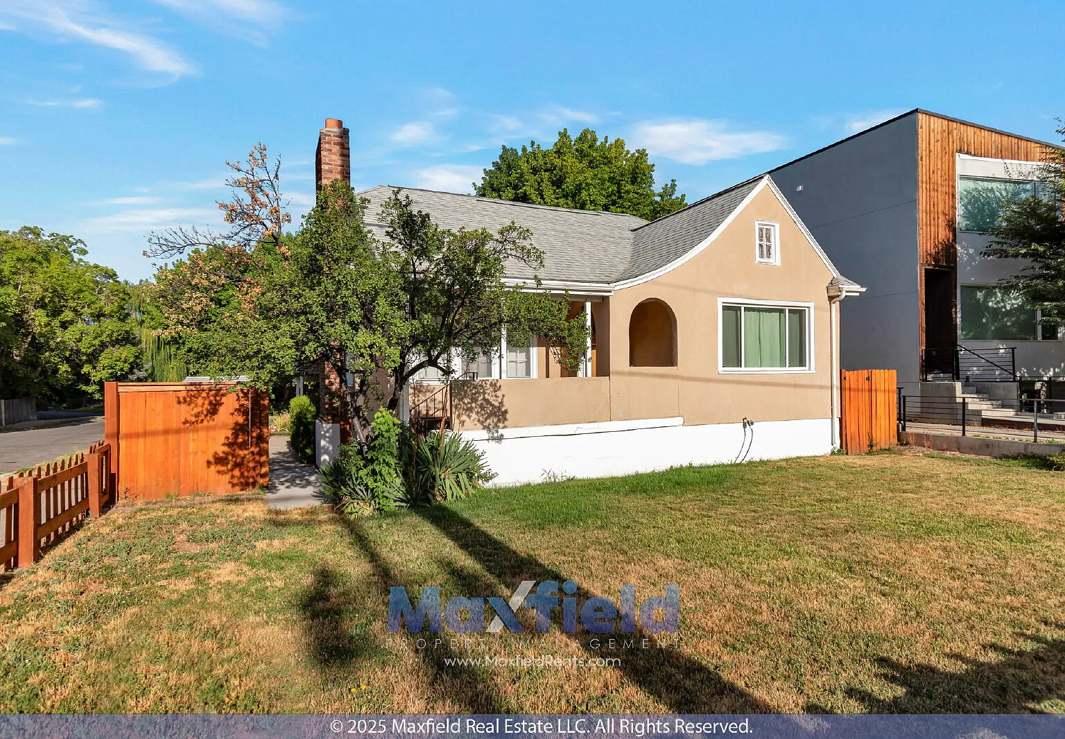4 bed, 2.0 bath, 2260 sqft, $2,800 — Photo 2