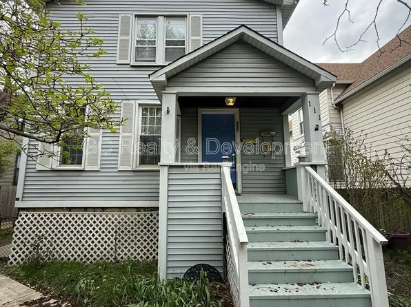 111 Des Plaines Ave #B, Forest Park, IL 60130