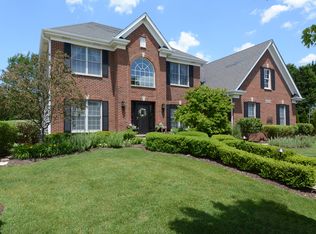 S120 Bealer Cir, Geneva, IL 60134