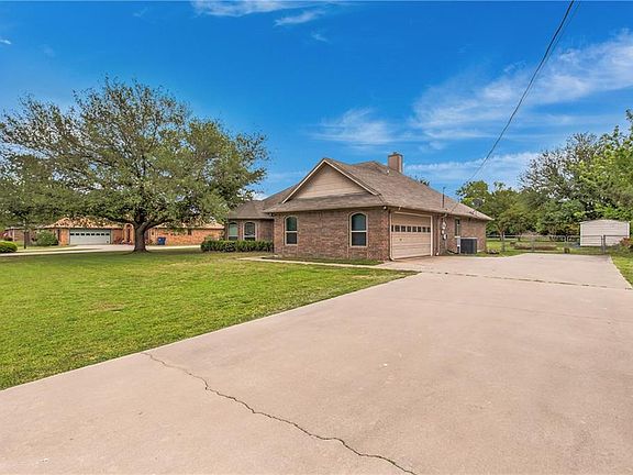 2nd image of 615 Sandstone Ln
