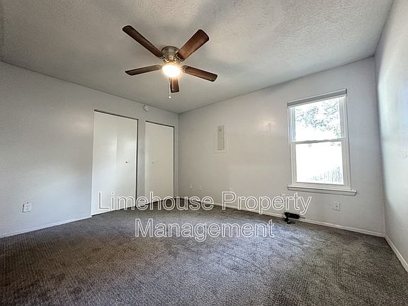 4th image of 810 Stephanie Ct #1
