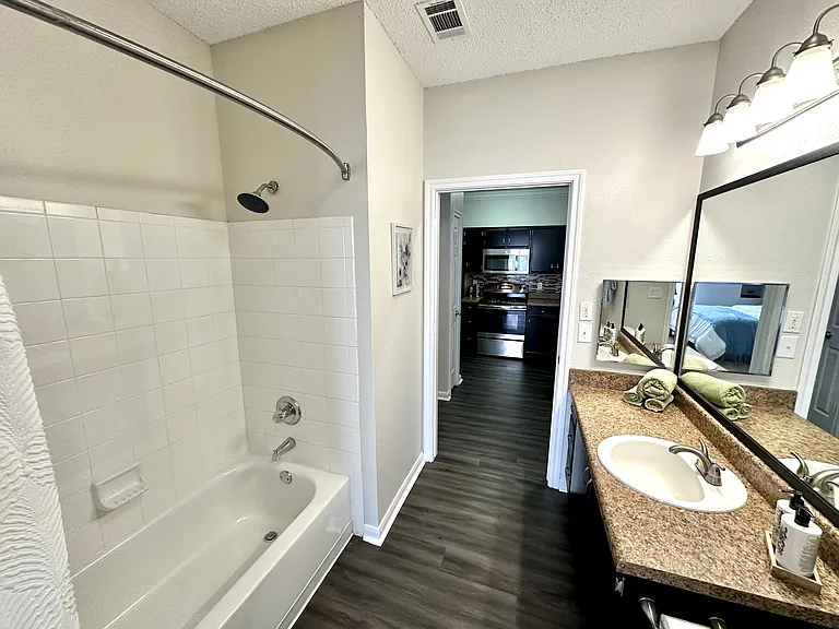 The Enclave Hartland — Photo 9