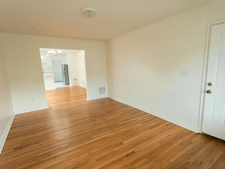 525 Winton St #2 — Photo 5