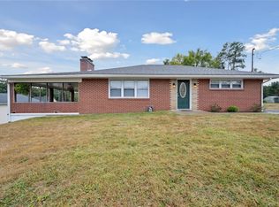 140 Melzena St, Springdale, PA 15144