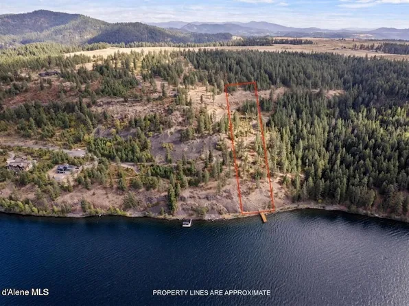 560 E Inglenook Way, Harrison, ID 83833