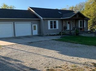 1619 County Road 225e, Bethany, IL 61914