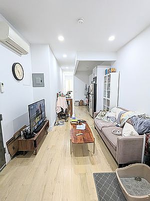 2nd image of 157 Wilson Ave APT 2L