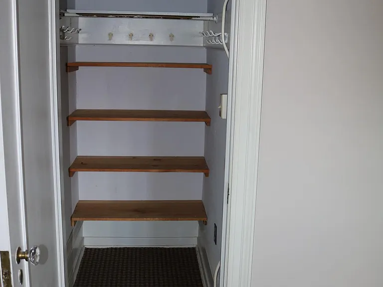 Closet in bedroom 1