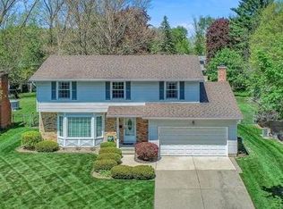3420 Glasgow Dr, Lansing, MI