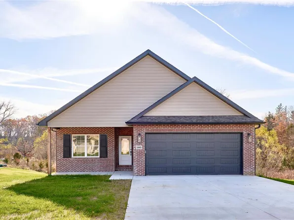 1983 Williamsburg Dr, Cape Girardeau, MO 63701