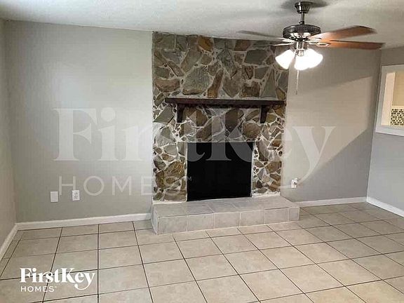 3rd image of 3044 San Salvadore Ave