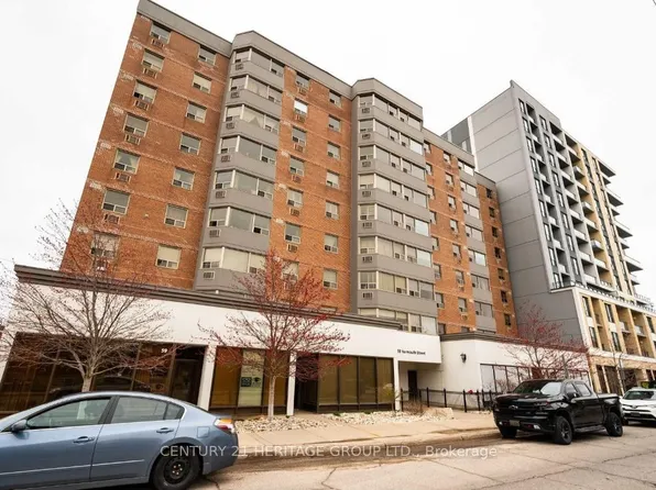 55 Yarmouth St #708, Guelph, ON N1H 7R4