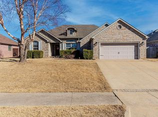 3105 SW Pine Valley Rd, Bentonville, AR 72713