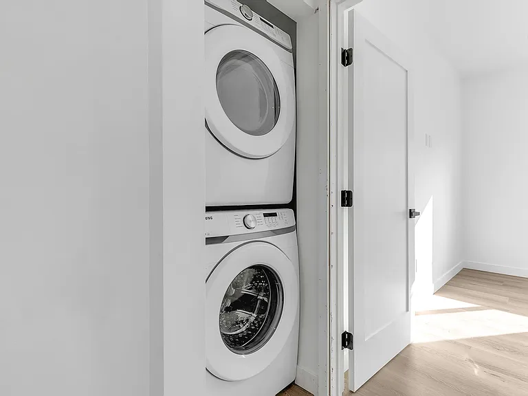 Step inside your beautifully remodeled oasis at 1174 N Madison Ave — Photo 9