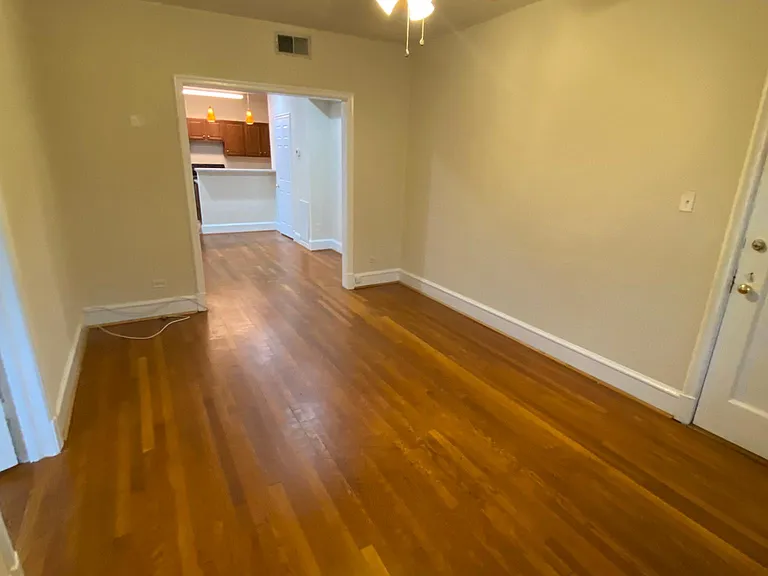 3426 W Grace St #5 — Photo 4