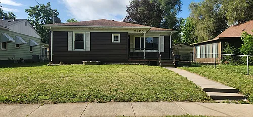 2405 Maple St Photo 1 2405 Maple St Photo 1