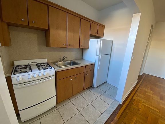 5th image of 43-15 44th St #2E