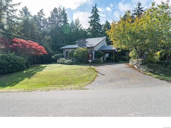 142 Sunningdale Rd W, Qualicum Beach, BC V9K 1K7