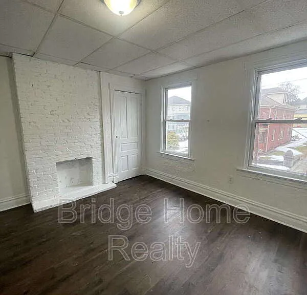 128 S Spring Ave — Photo 30