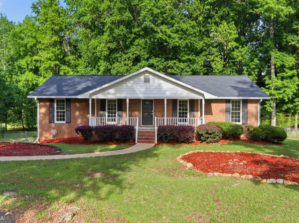 265 Merrydale Dr, Fayetteville, GA 30215