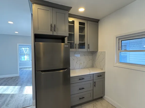 4315 156th St #2, Flushing, NY 11355