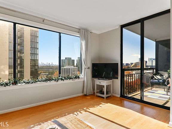 3rd image of 3481 Lakeside Dr NE APT 2205