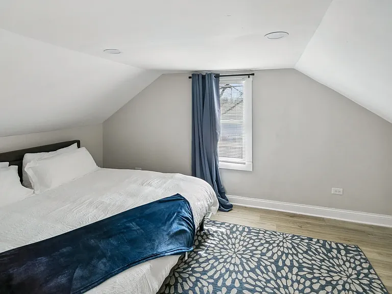 618 S Stewart Ave — Photo 32