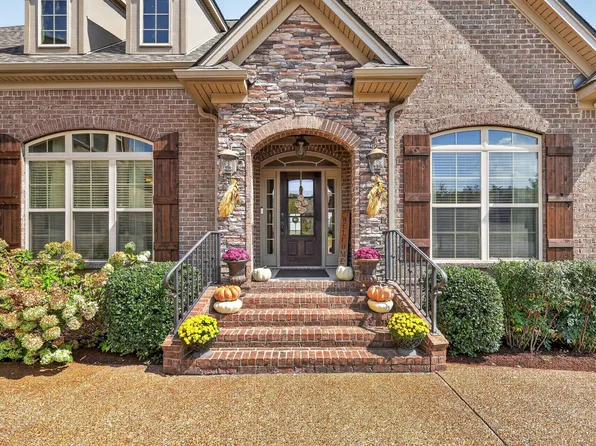 123 Newnham Bridge Dr, Nolensville, TN 37135