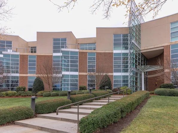 335 W Barbee Chapel Rd, Chapel Hill, NC 27517