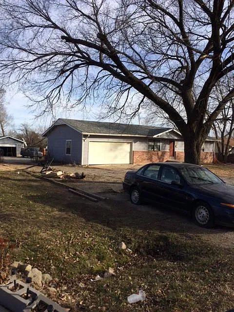 124 N Ellson St — Photo 1