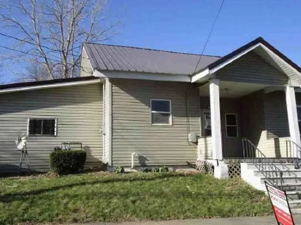 1512 Osceola Ave, Chariton, IA 50049