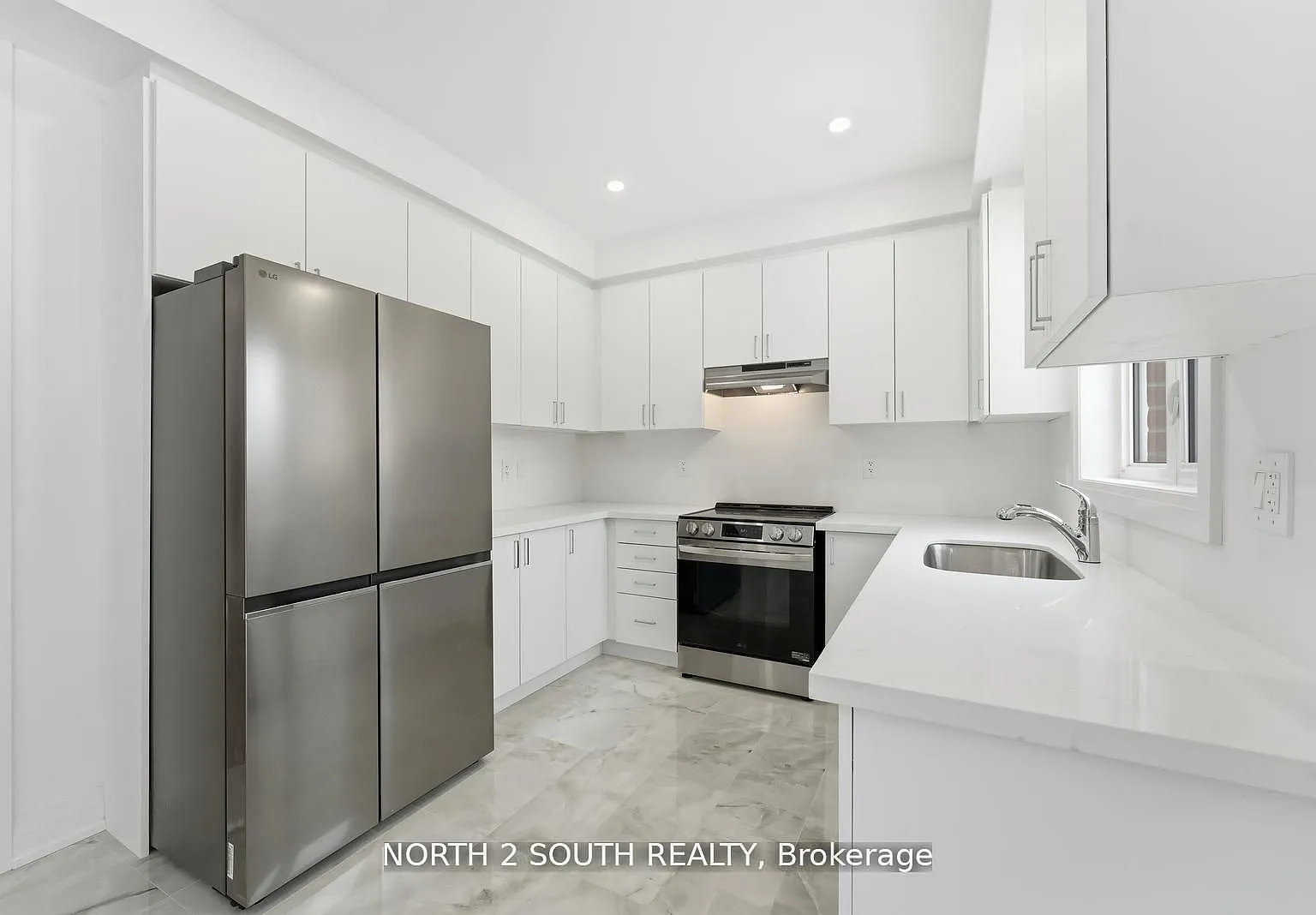 4 bed, $4,000 — Photo 1