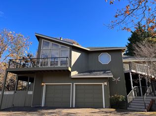 400 Glenview Dr, Ashland, OR 97520