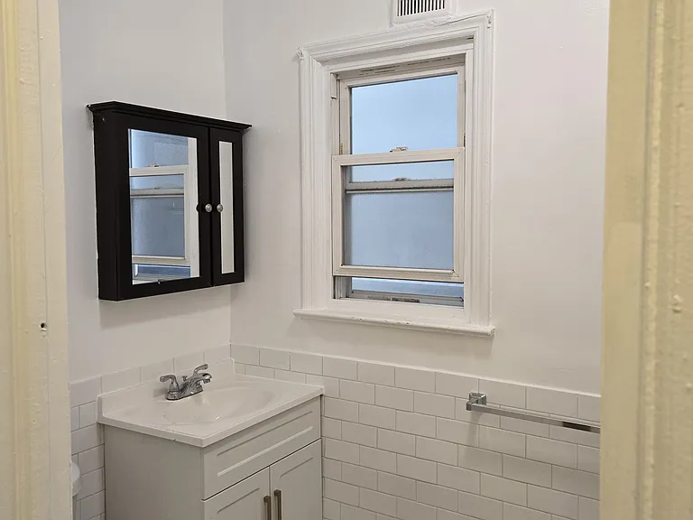 18 Sherwood Ave #1 — Photo 16