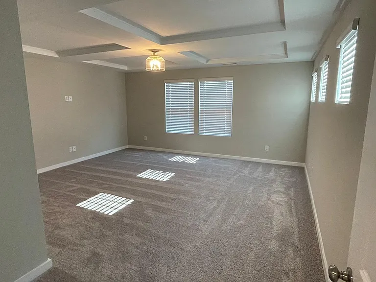 804 Lew Dr — Photo 9