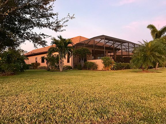 3rd image of 8676 Mercado Ct