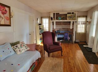 25 Franklin Ave, Saranac Lake, NY 12983