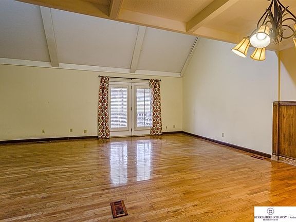 3rd image of 4709 N 111th Cir