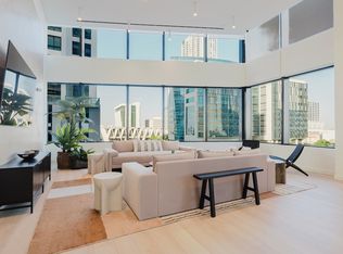36 NE 2nd St #Id1464974p, Miami, FL 33132