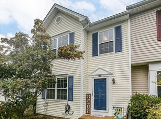 302 Munsons Hill Ct, Stafford, VA 22554