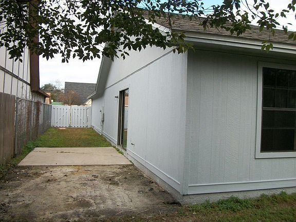 right side from rear