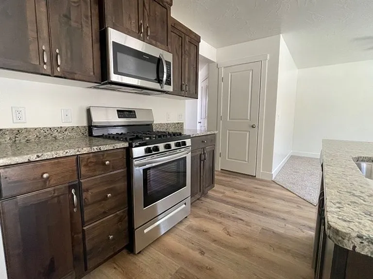 5888 S Fairlane Way — Photo 6