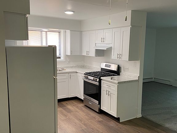 4th image of 1312 Crab Apple Ct APT 301
