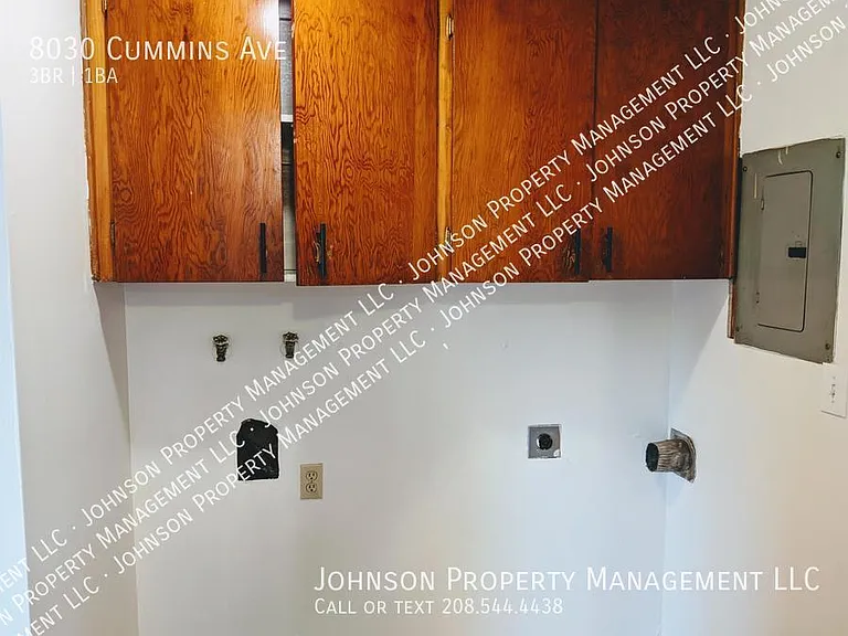 8030 W Cummins Ave — Photo 10