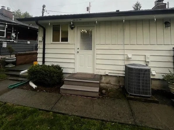 20835 1st Pl S, Des Moines, WA 98198