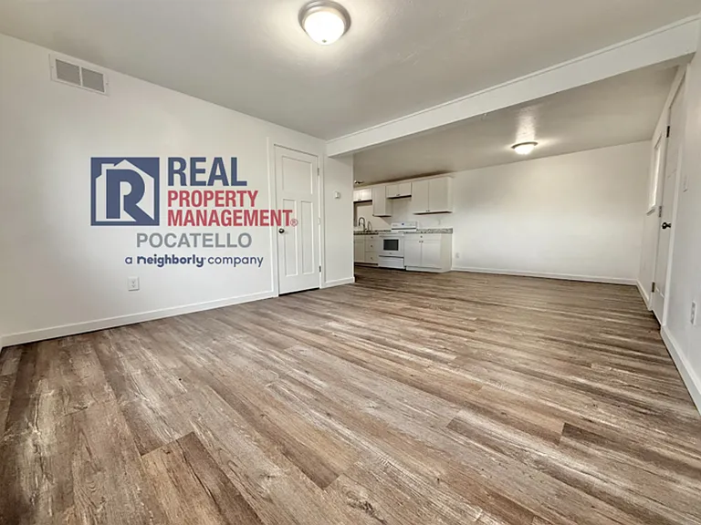 59-57-55-53 Foothill Blvd — Photo 22