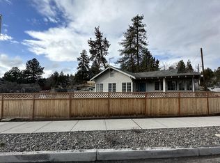 1421 NW 12th St, Bend, OR 97703