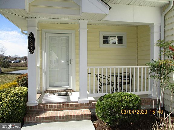 3rd image of 33878 Waterside Dr